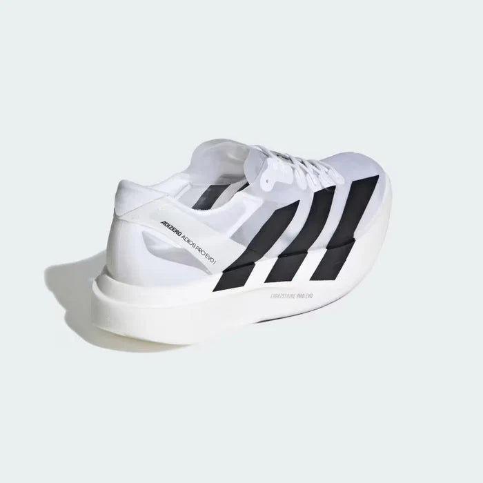 ZAPATILLAS DEPORTIVAS ADIDAS - CAMINA Y CORRE CON LA MÁXIMA COMODIDAD EN CADA PASO
